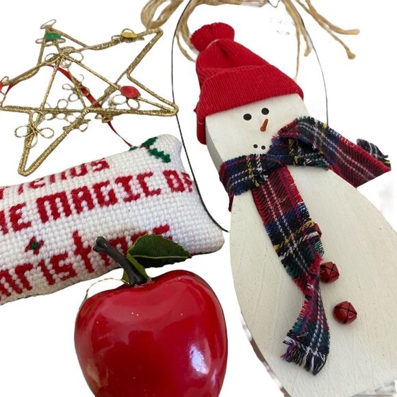 Christmas Ornaments Assortment 7 Pieces Retro Holiday Jingle bell Snowman Music - Picture 2 of 8